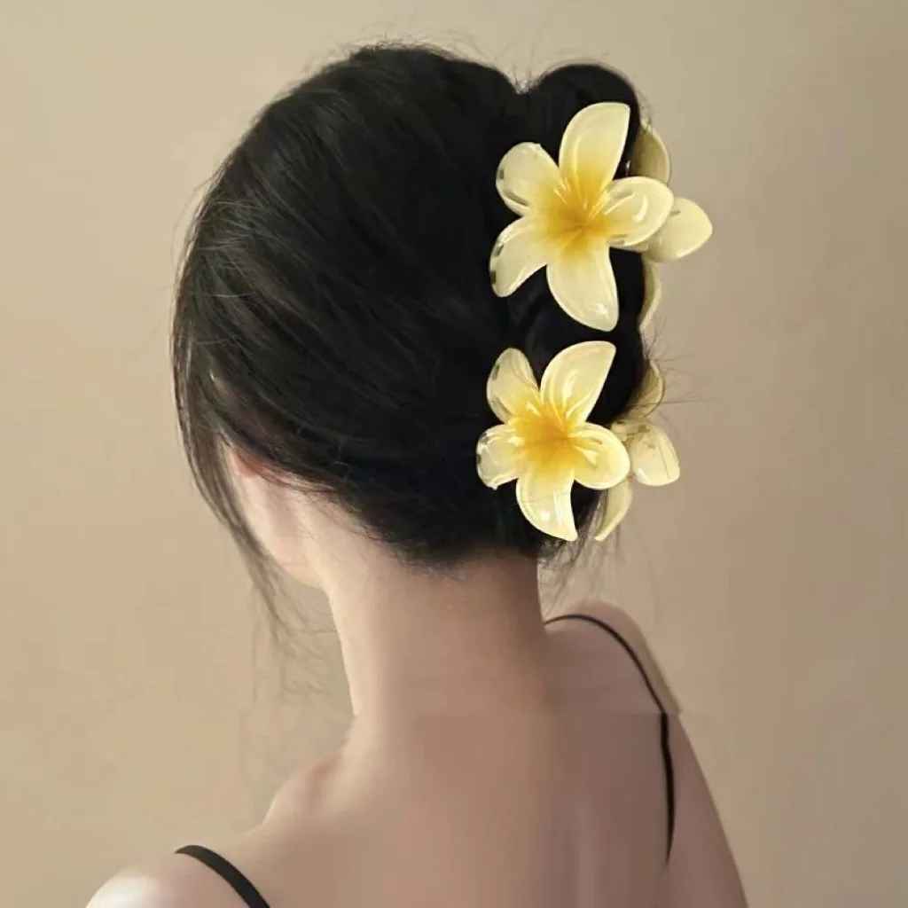 Beau® Summer Blossom Clips