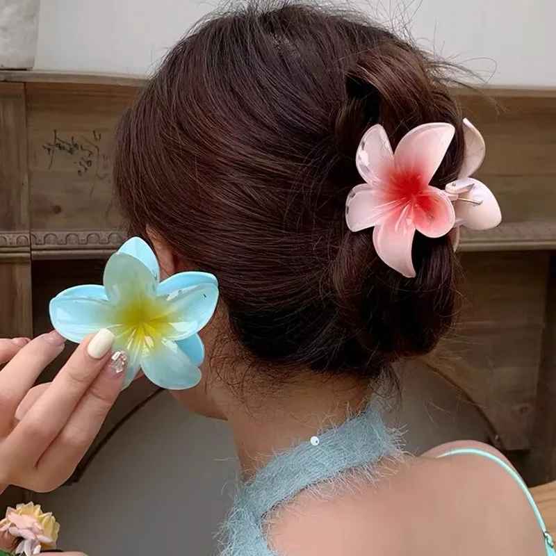 Beau® Summer Blossom Clips