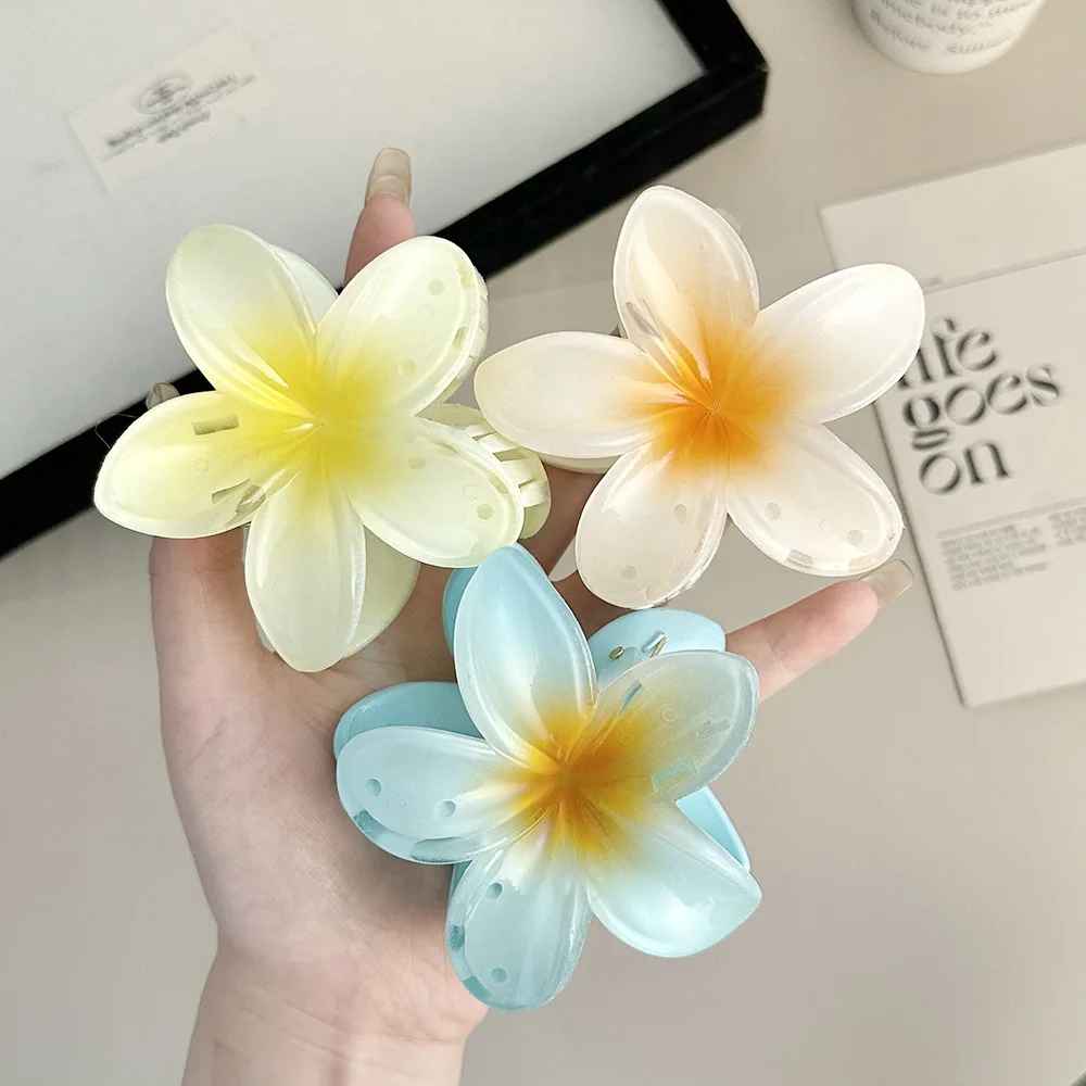 Beau® Summer Blossom Clips